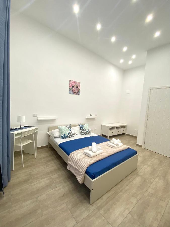 Airys - House Bed & Breakfast *