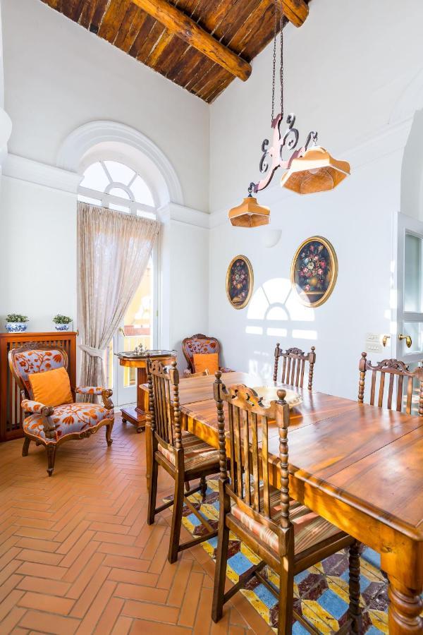 Residenza Capano Charming House By Napoliapartments Apartment *