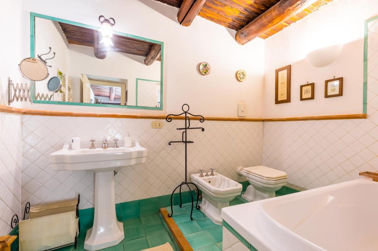 Residenza Capano Charming House By Napoliapartments *