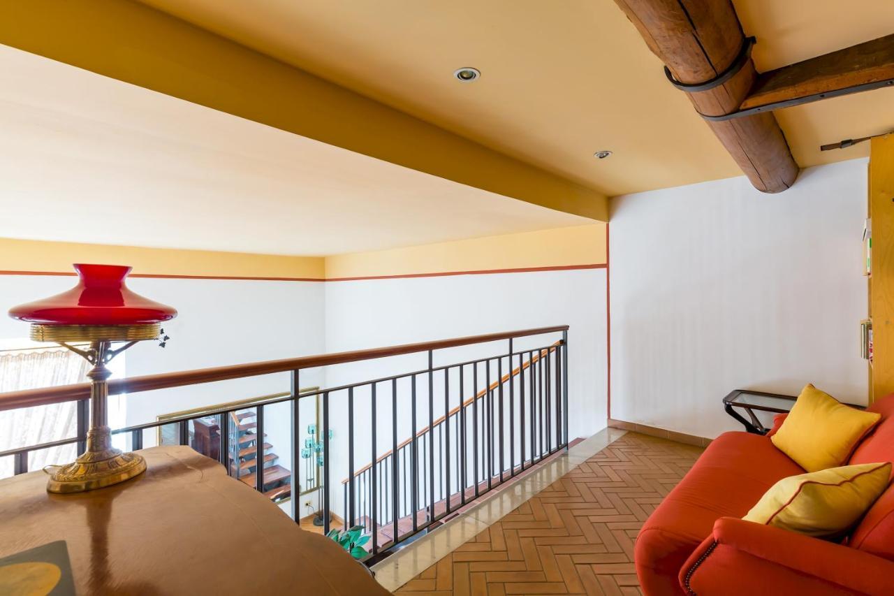Apartment Residenza Capano Charming House By Napoliapartments *