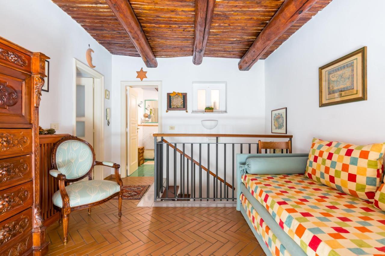 Residenza Capano Charming House By Napoliapartments *