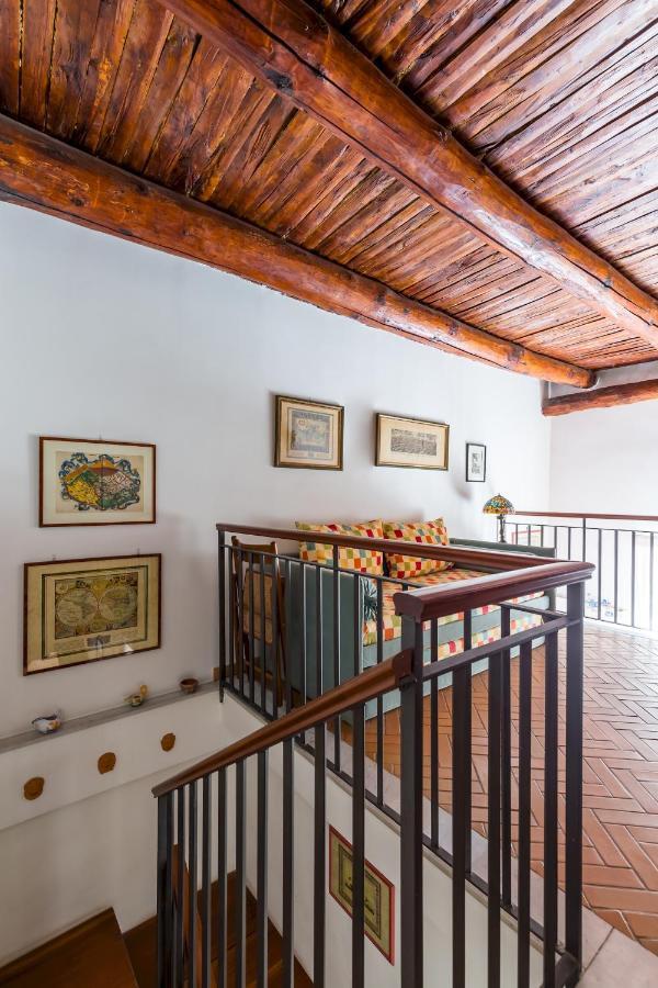 Residenza Capano Charming House By Napoliapartments Naples