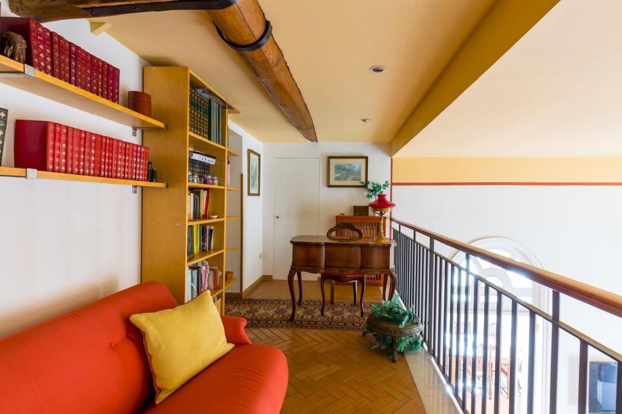 Residenza Capano Charming House By Napoliapartments Apartment