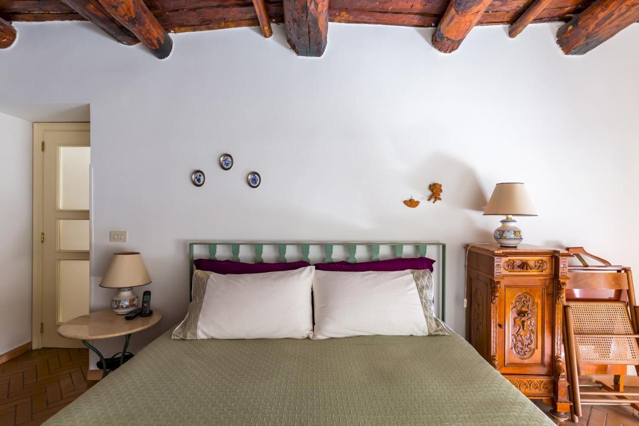 Residenza Capano Charming House By Napoliapartments *