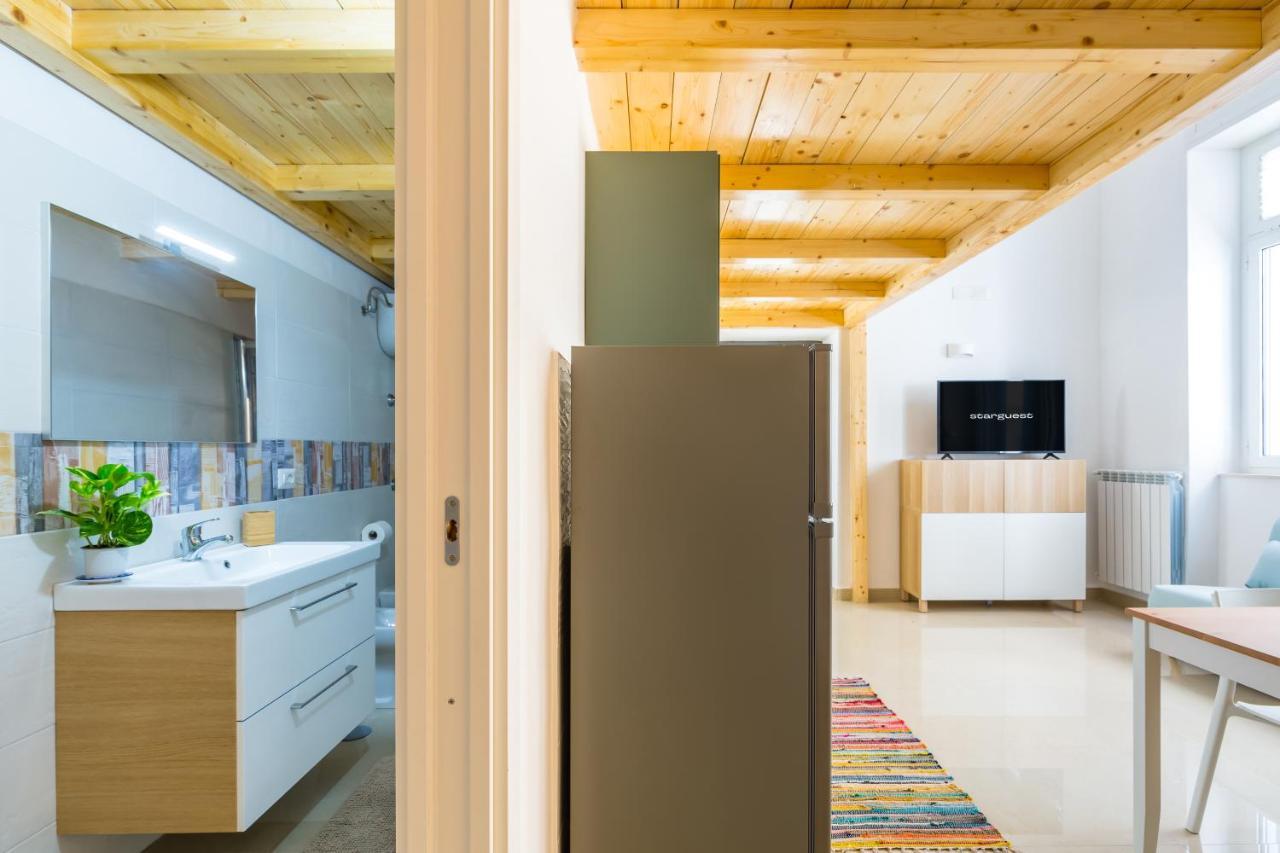 Naiva 2 Apartment *