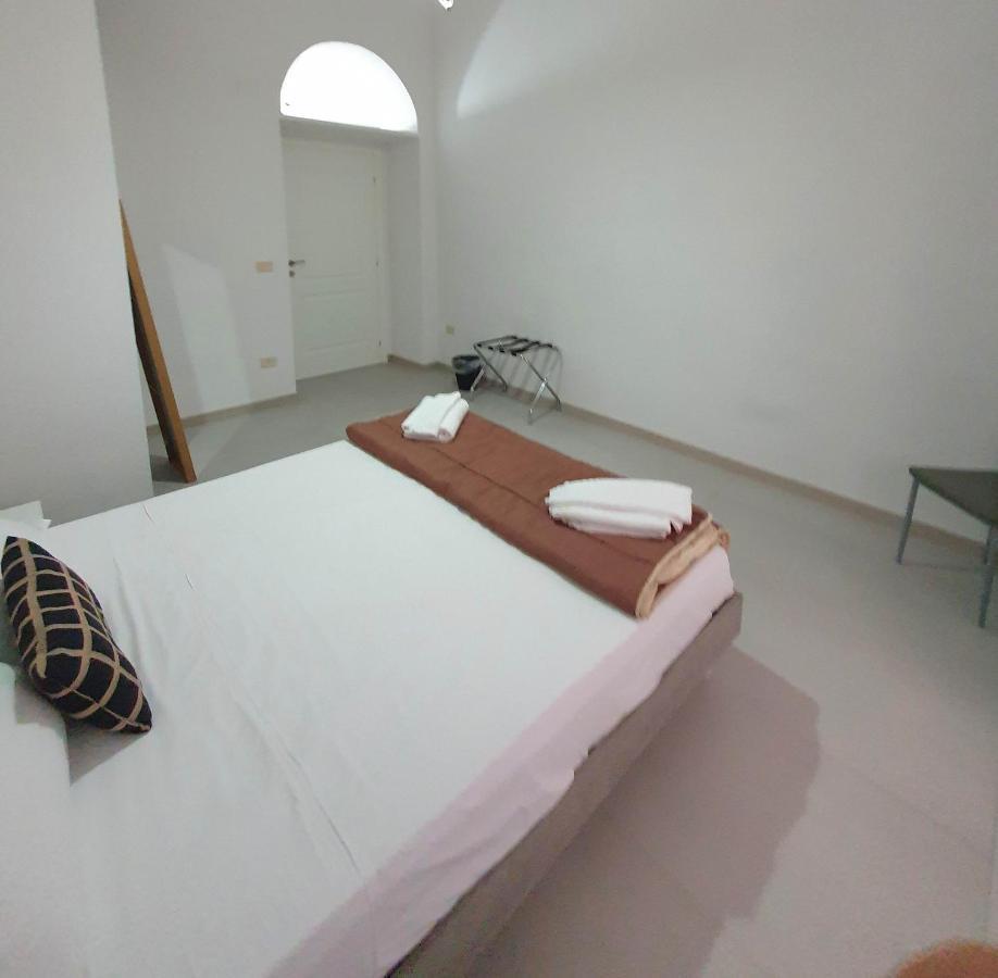 Center Apartment *