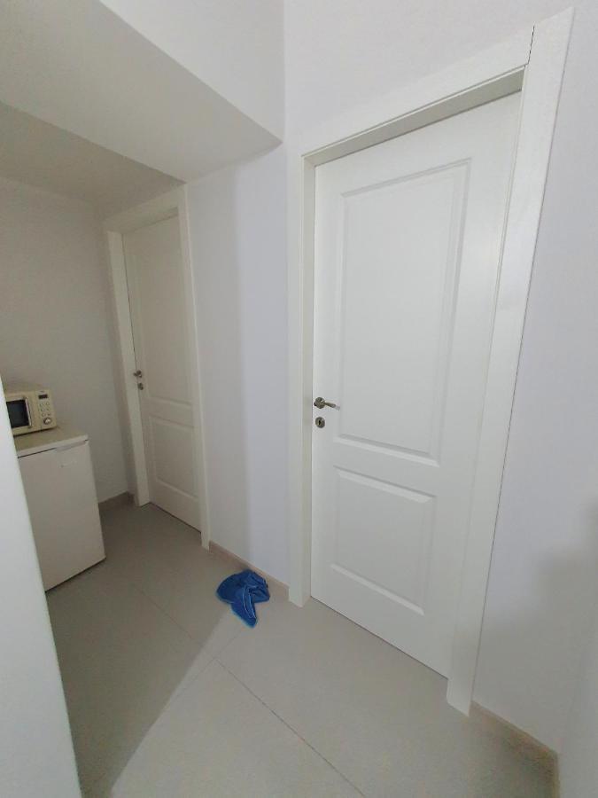 Center Apartment *