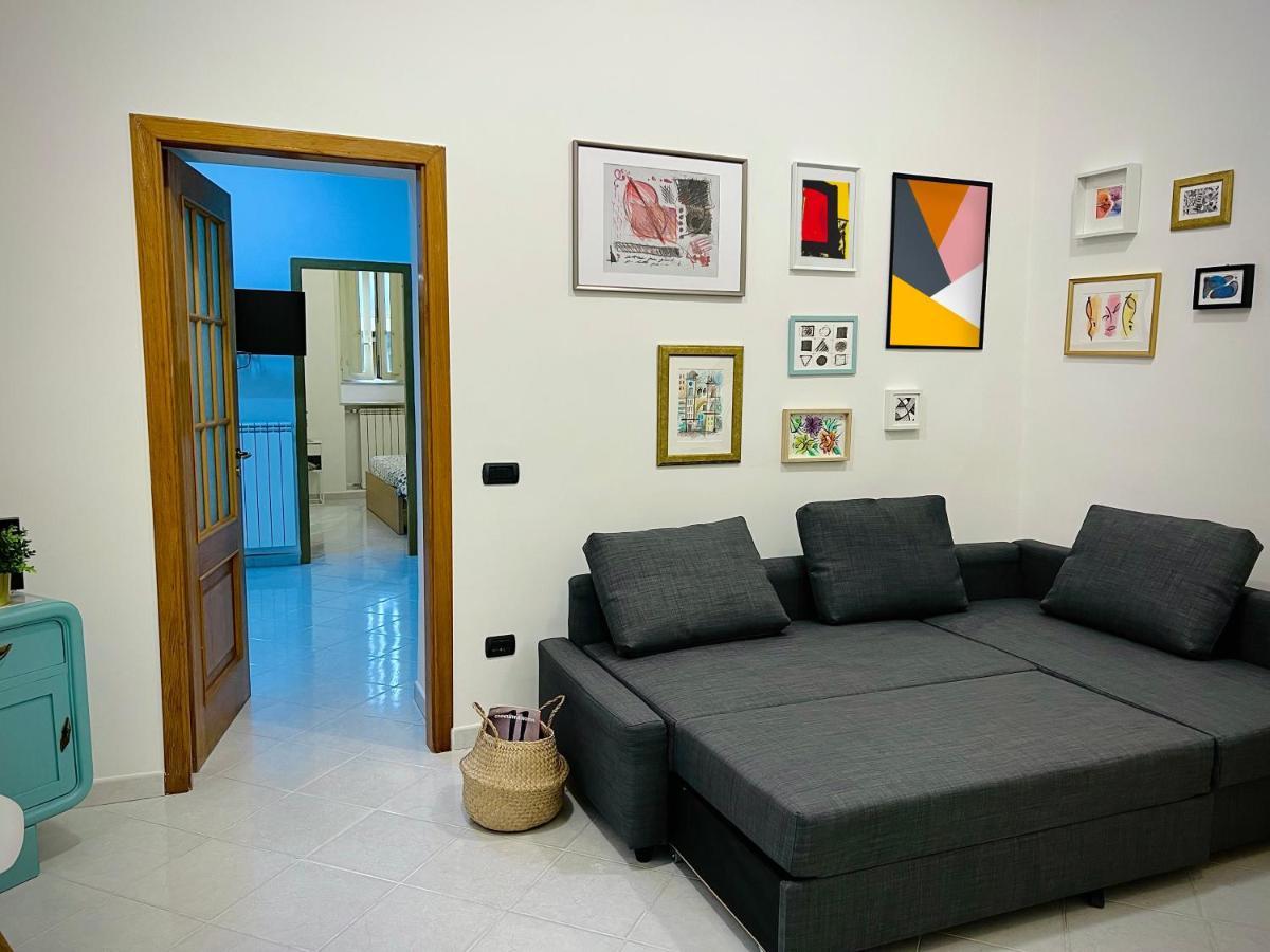 Casa Mires * Naples