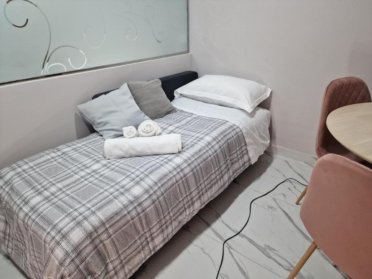 Apartment Megaride House
