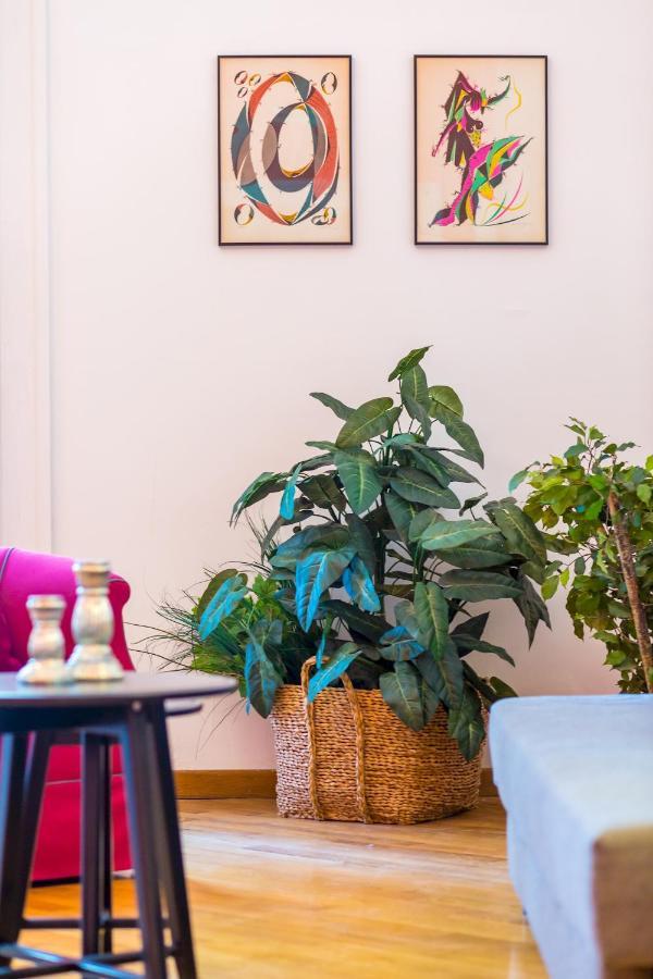 Portico 17 - Charming House Close Promenade Apartment
