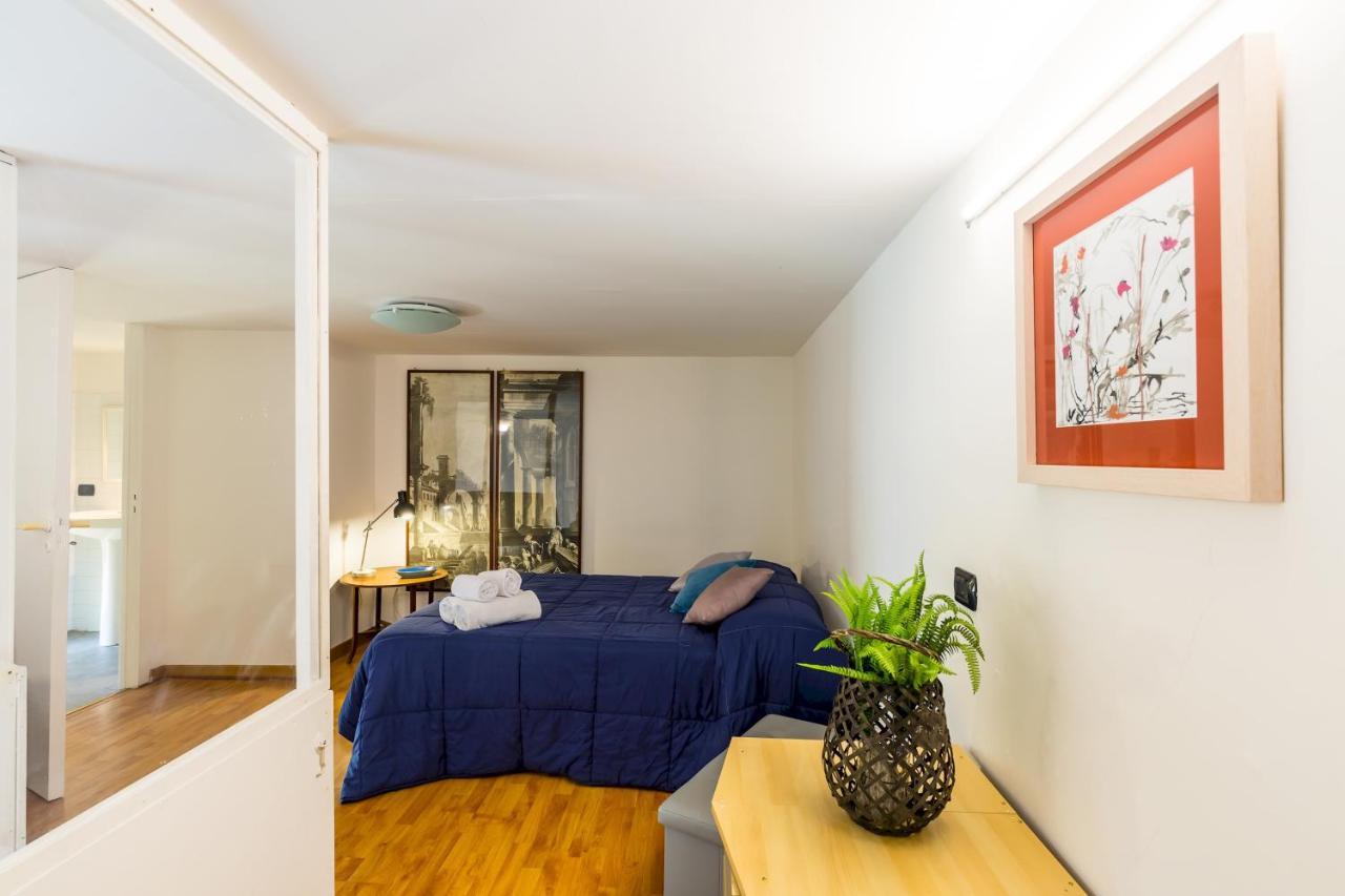 Portico 17 - Charming House Close Promenade Apartment *
