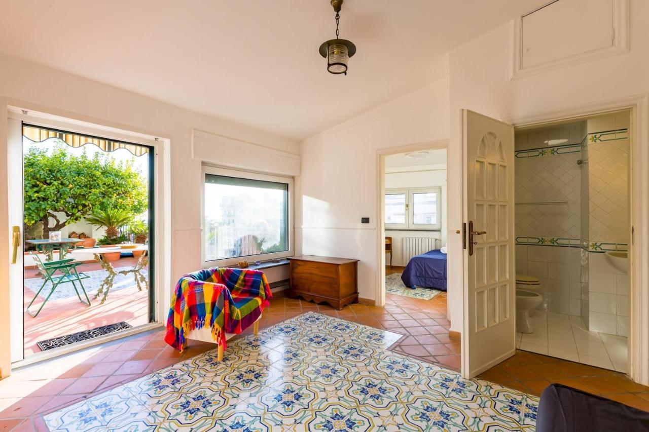 Apartment Paola - Hidden Panoramic Garden And Terraces By Napoliapartments *