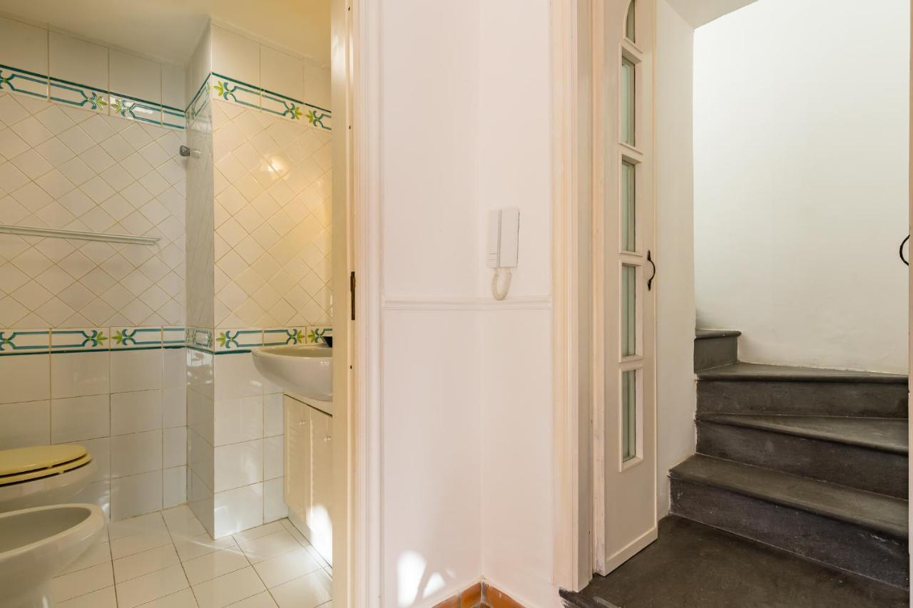 Apartment Paola - Hidden Panoramic Garden And Terraces By Napoliapartments
