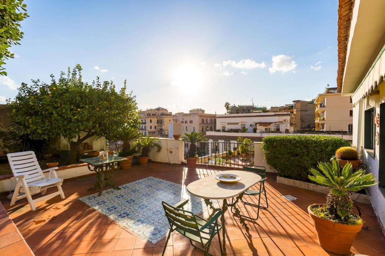 Apartment Paola - Hidden Panoramic Garden And Terraces By Napoliapartments Naples