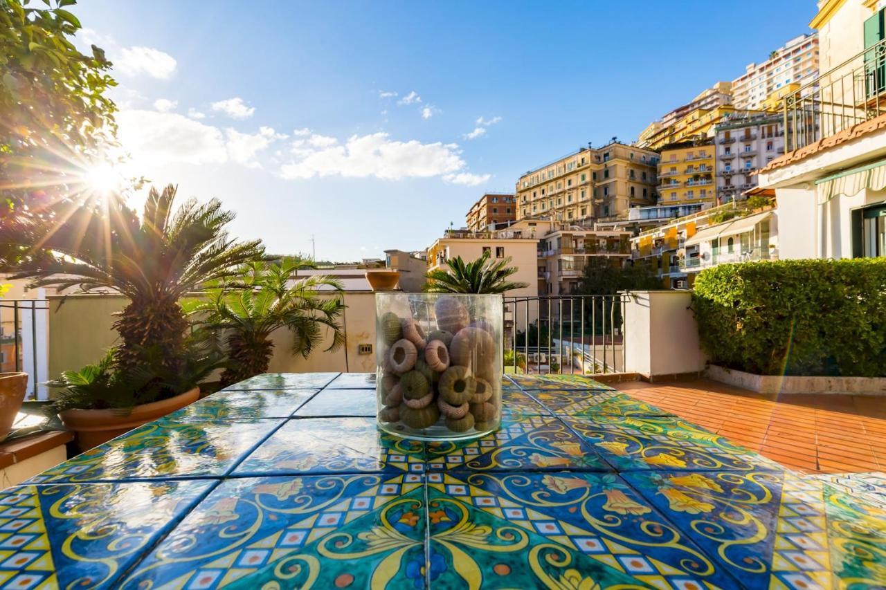 Apartment Paola - Hidden Panoramic Garden And Terraces By Napoliapartments