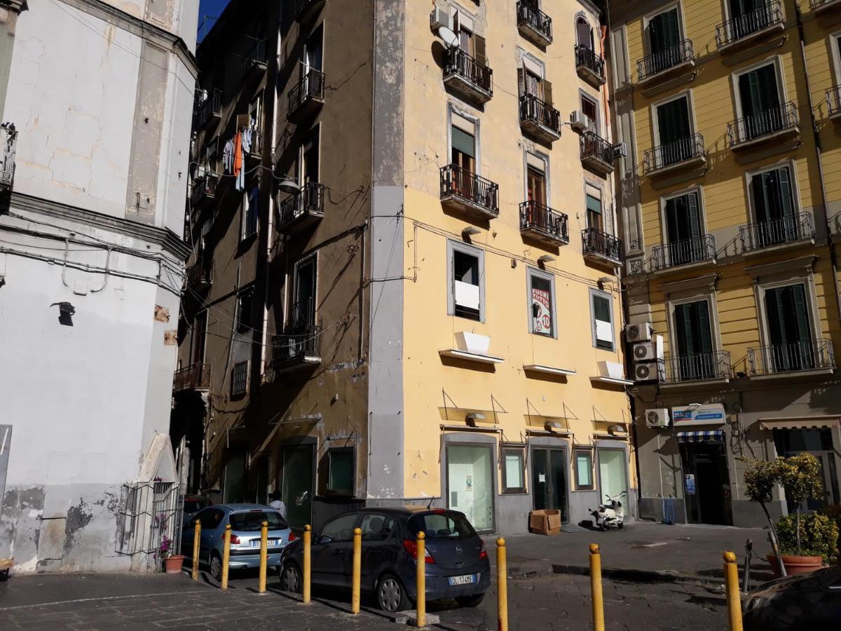 Apartment Center Naples