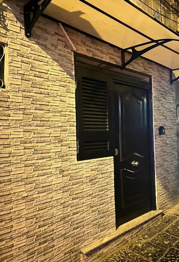 Apartment Pontenuovo 6e8 House Naples