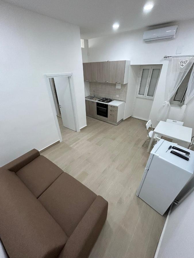 House Vicolo Longo 35 *