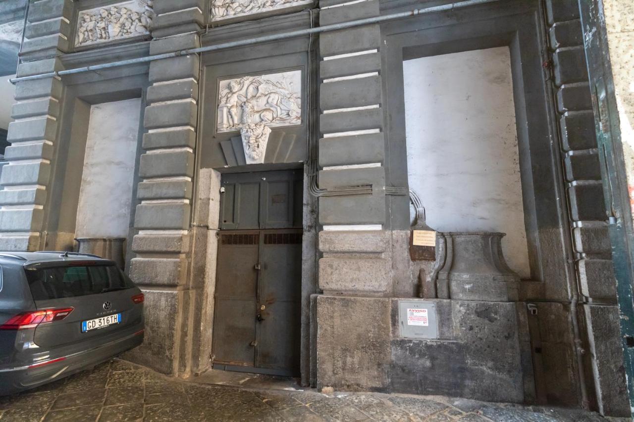 Apartment Palazzo Del Principe San Severo 3 Bedrooms & Terrace! *
