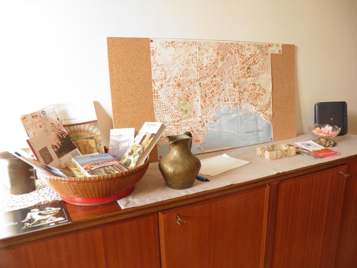 Homestay La Stanza Grande Della Luna D'irene *
