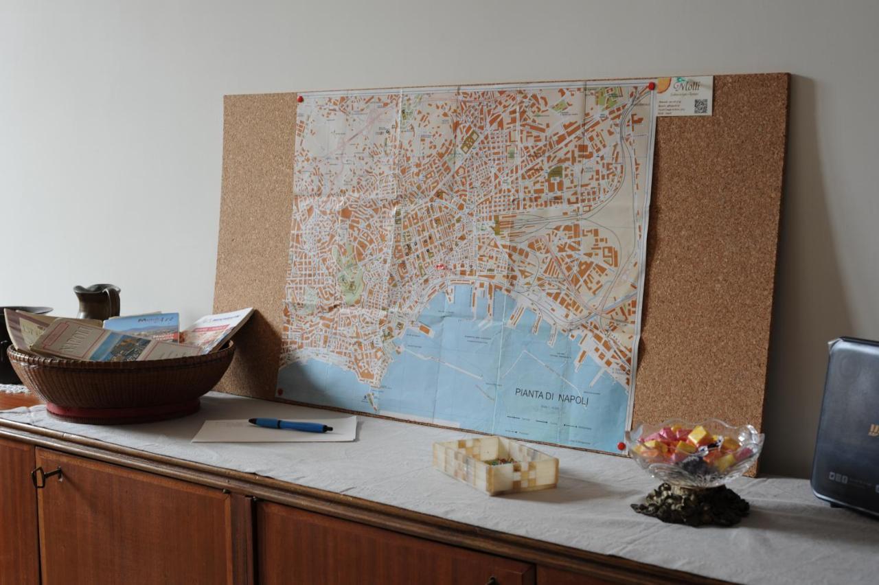 La Stanza Grande Della Luna D'irene Homestay Naples