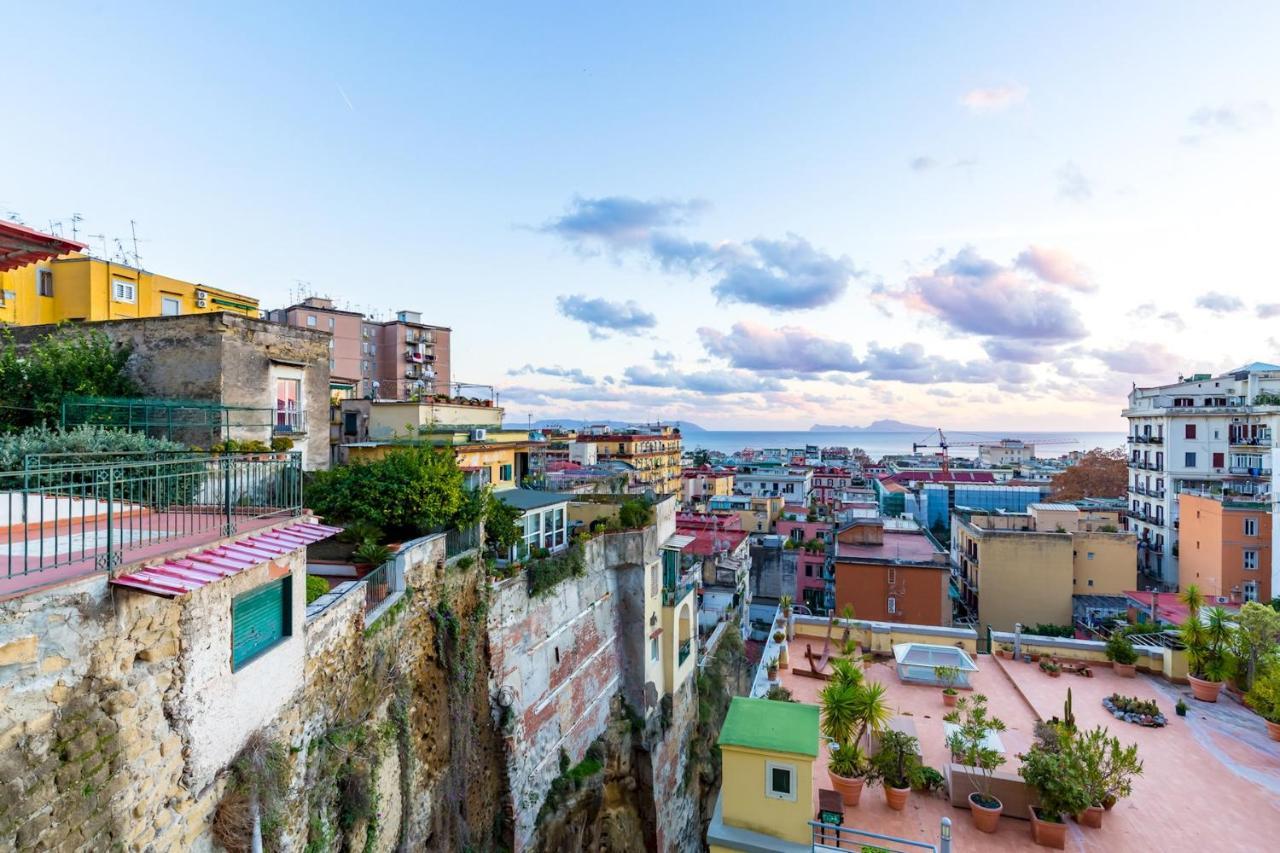 Apartment Paola - Hidden Panoramic Garden And Terraces By Napoliapartments