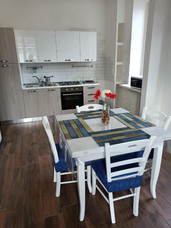 Apartment I Colori Di Partenope Naples