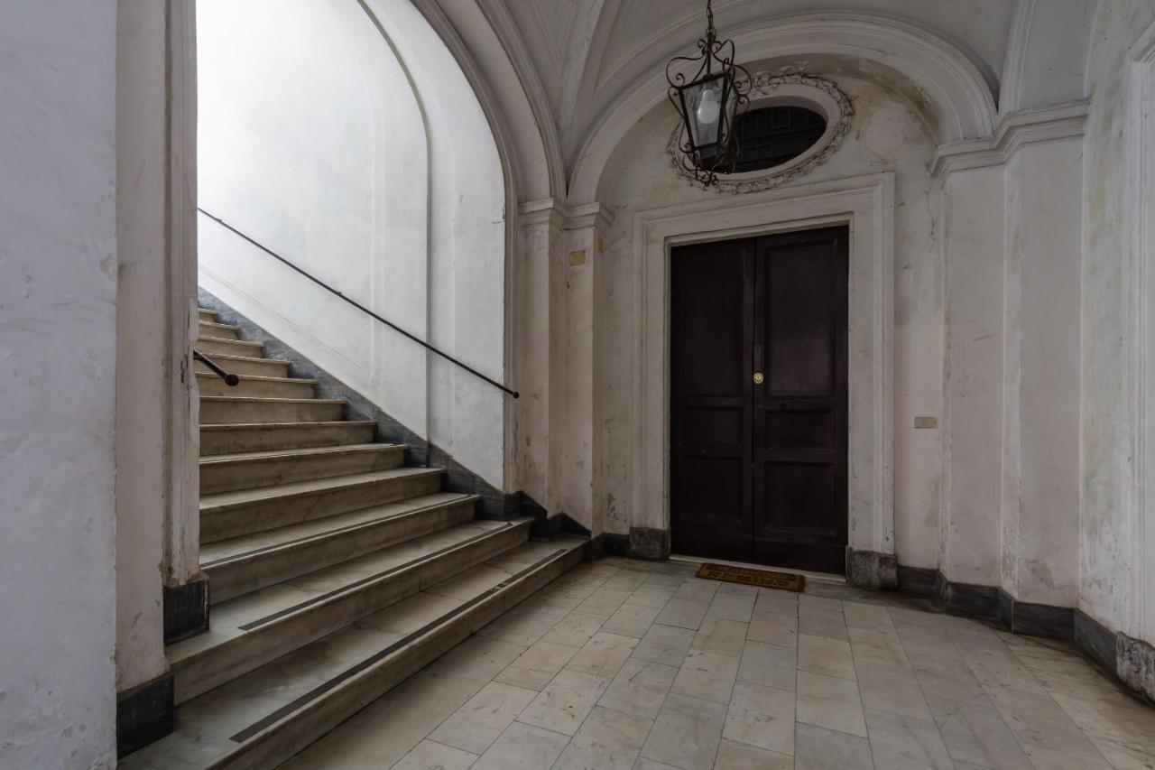 In The Heart Of Nightlife By Wonderful Italy Apartment