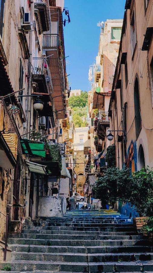 Capitale * Naples