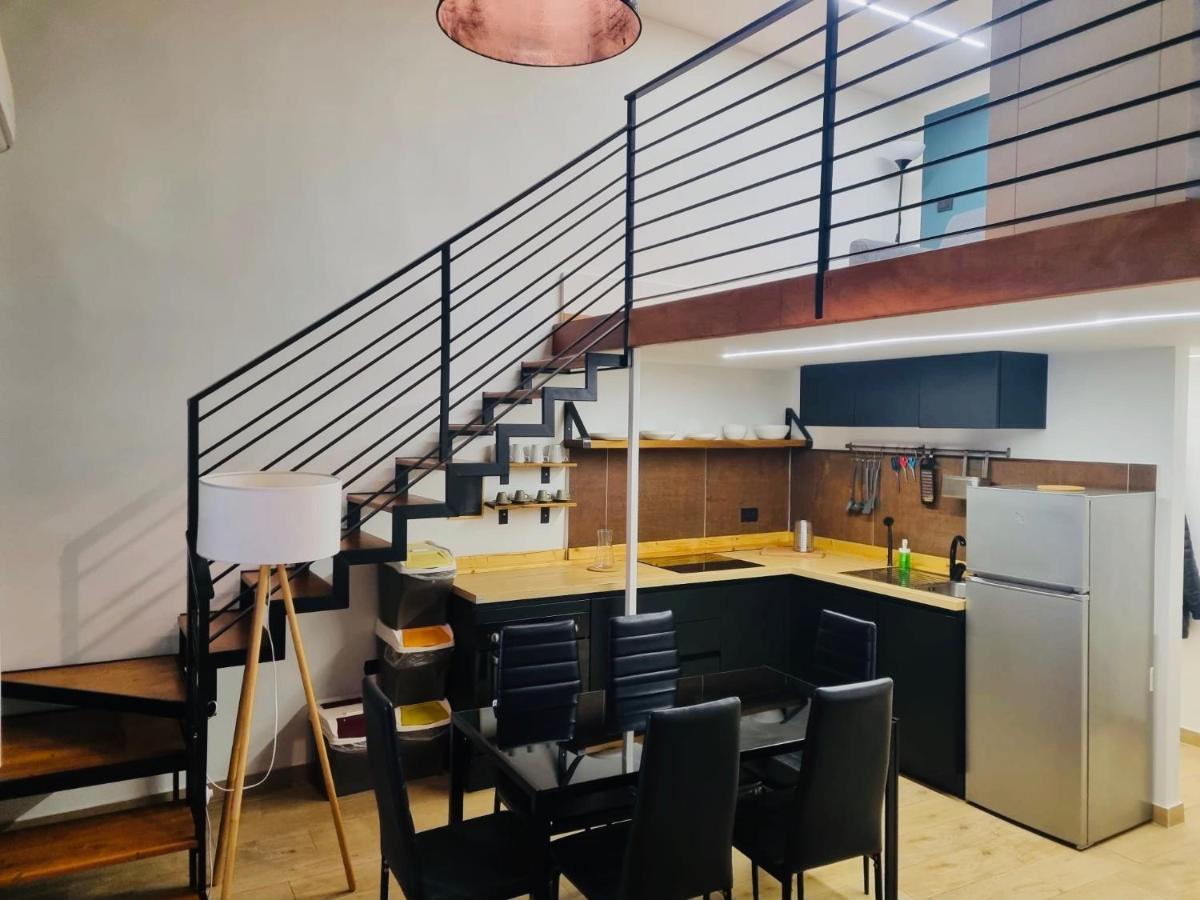 In Flats Santa Chiara Apartment *