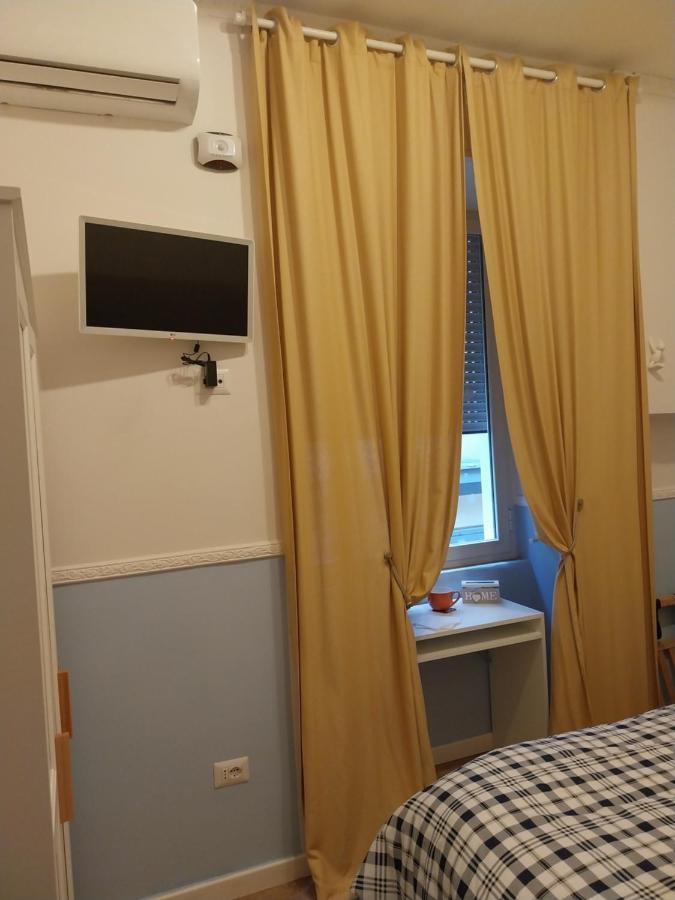 Fra&fra's Nel Cuore Del Centro Storico Di Apartment Naples