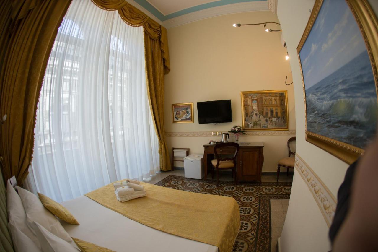 Art Santa Brigida 3* Naples