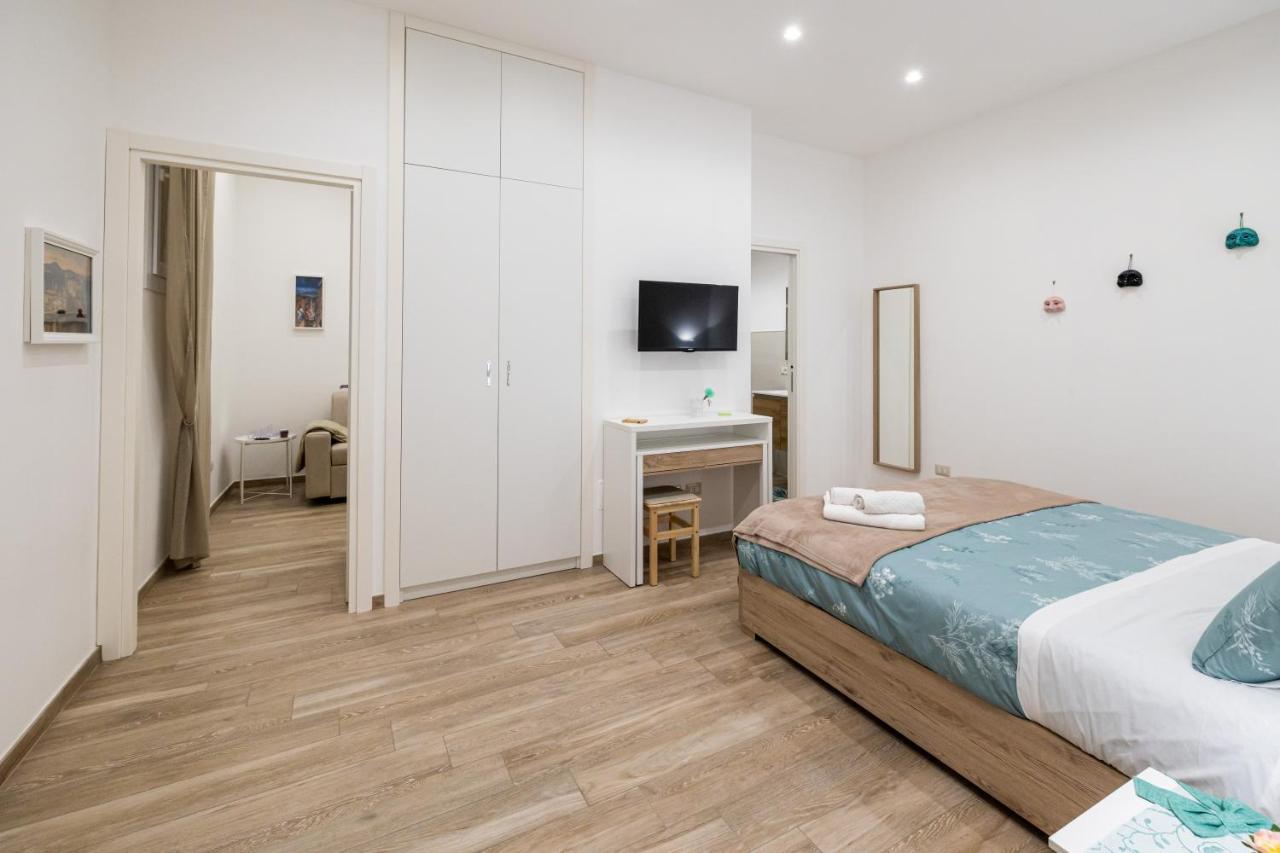 Adelis Apartment *