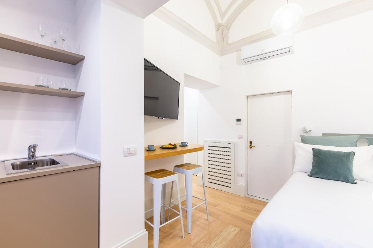 Cozy In Chiaia District By Wonderful Italy * Naples