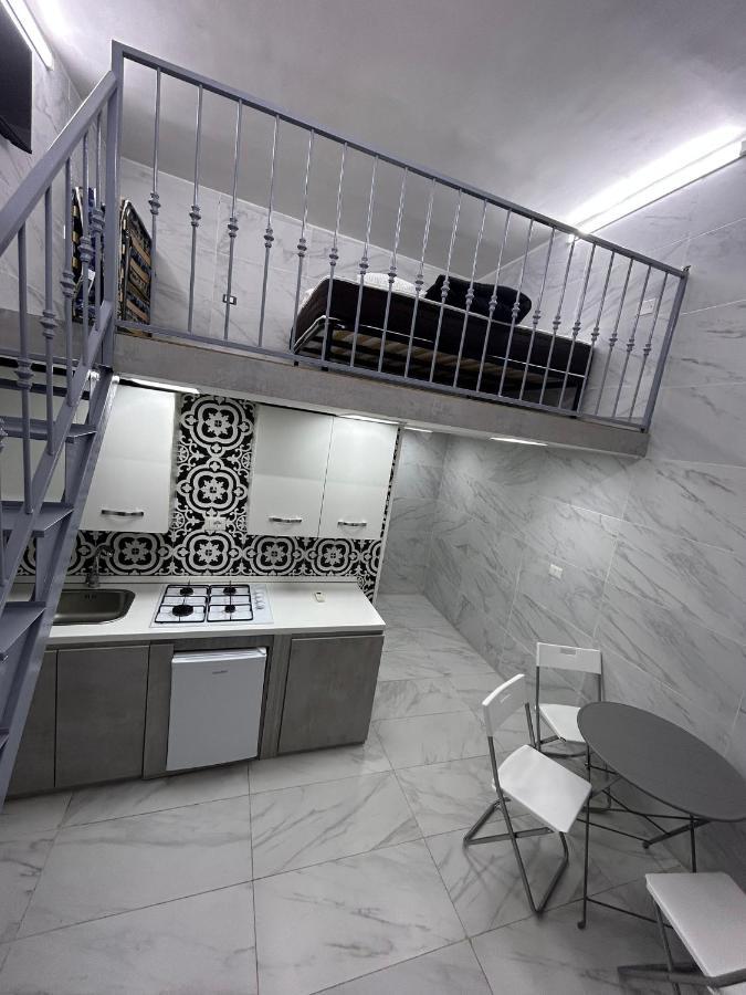 Mini House Vicoletto Pontenuovo 41 * Naples