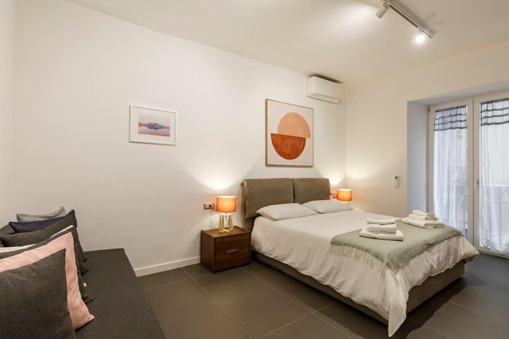 Apartment Casa Losito, Boutique 100 Mq In The Heart Of Naples! Naples