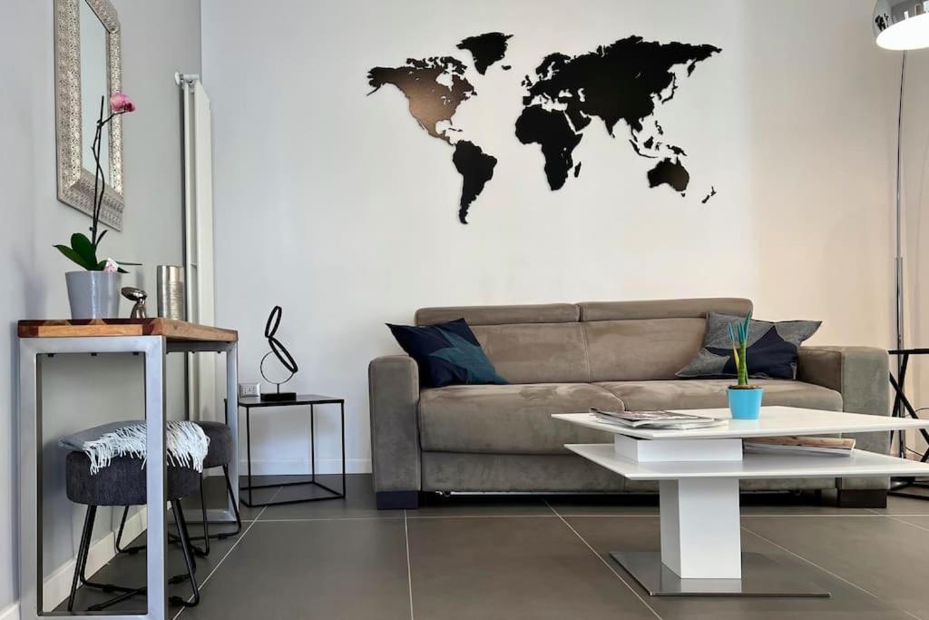 Casa Losito, Boutique 100 Mq In The Heart Of Naples! * Naples