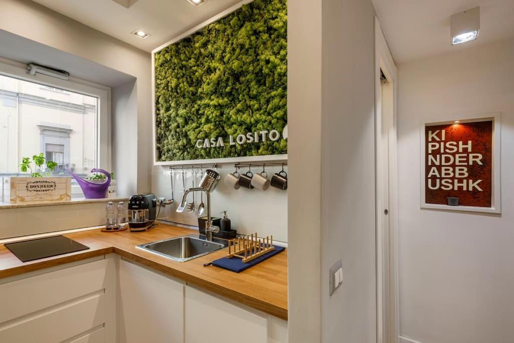 Apartment Casa Losito, Boutique 100 Mq In The Heart Of Naples!