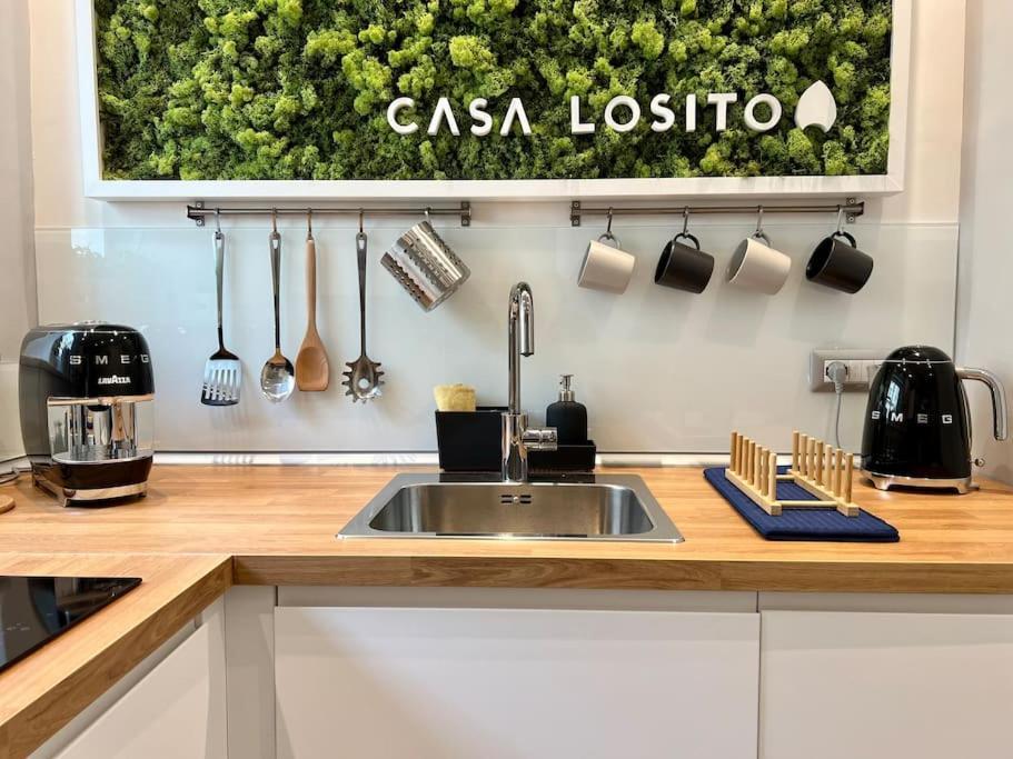 Casa Losito, Boutique 100 Mq In The Heart Of Naples! * Naples