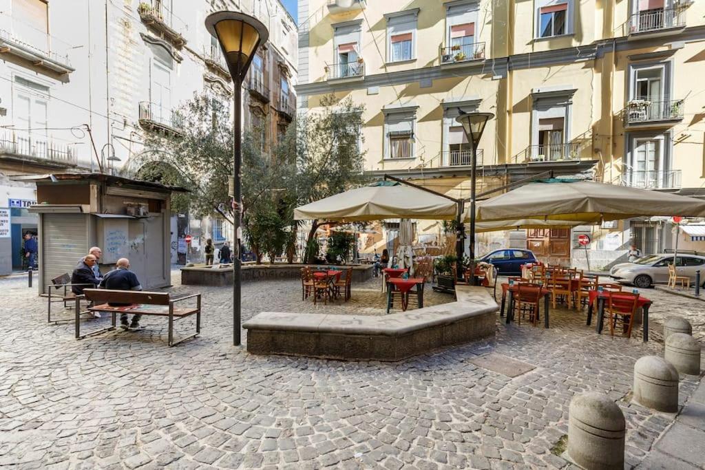 Apartment Casa Losito, Boutique 100 Mq In The Heart Of Naples!
