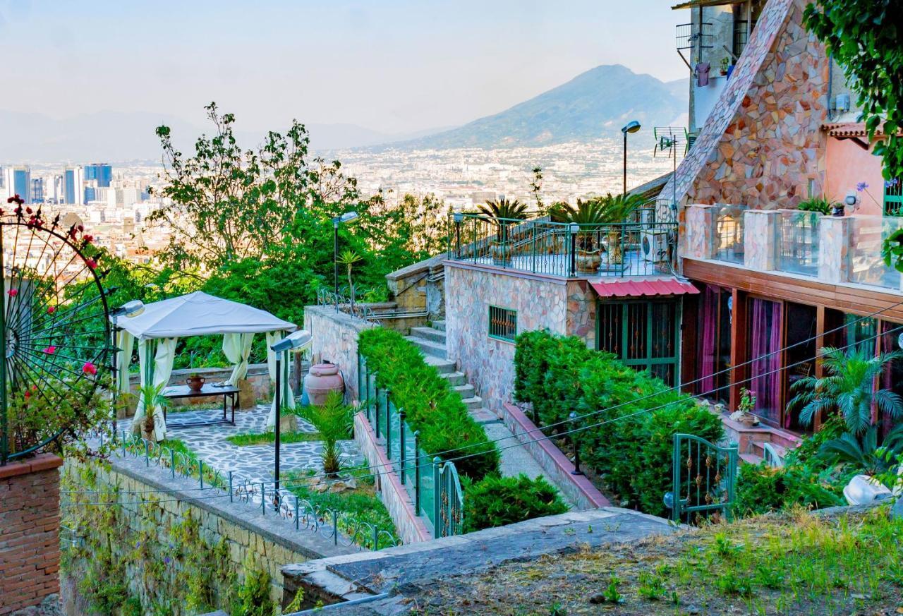 Vesuvio Rooftop, Host Apartment