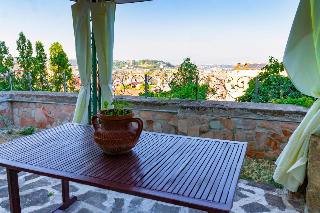 Vesuvio Garden E Spa, Host Naples