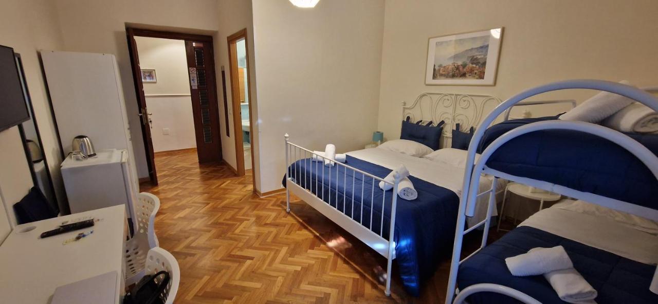 Guest house Napol-in 2*