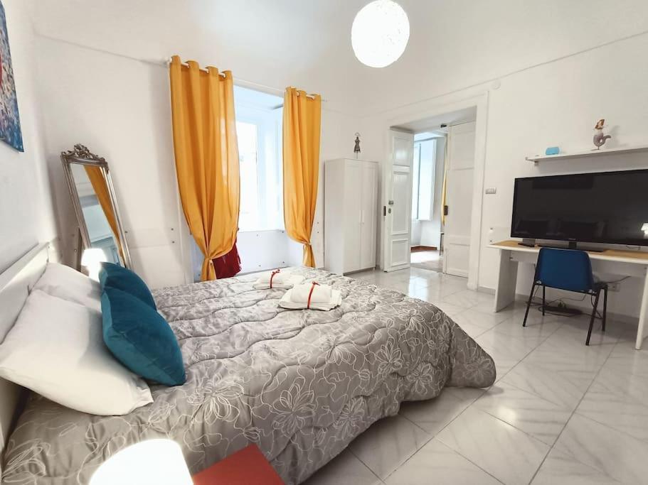 Apartment Fashion Cathedral Apartment, Centro Storico *