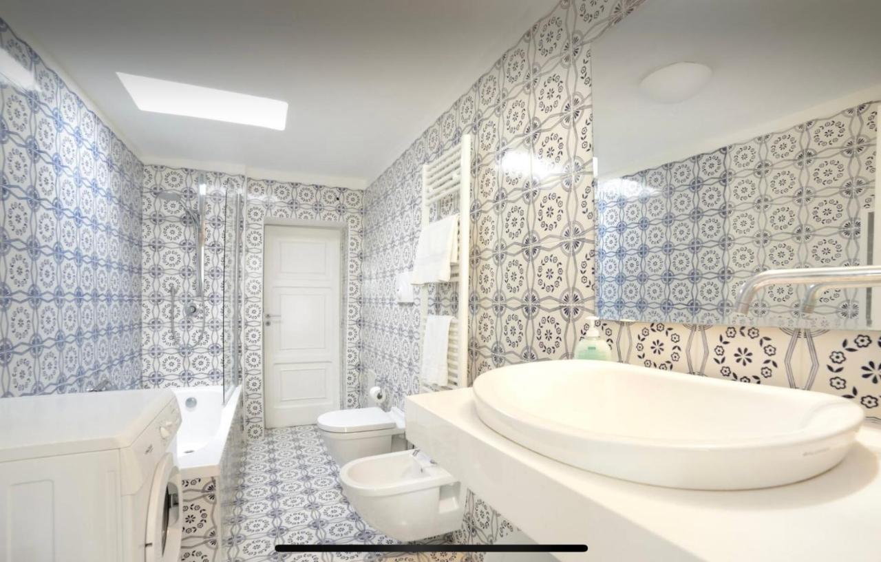 Apartment Le Terrazze Di Chiaia Naples
