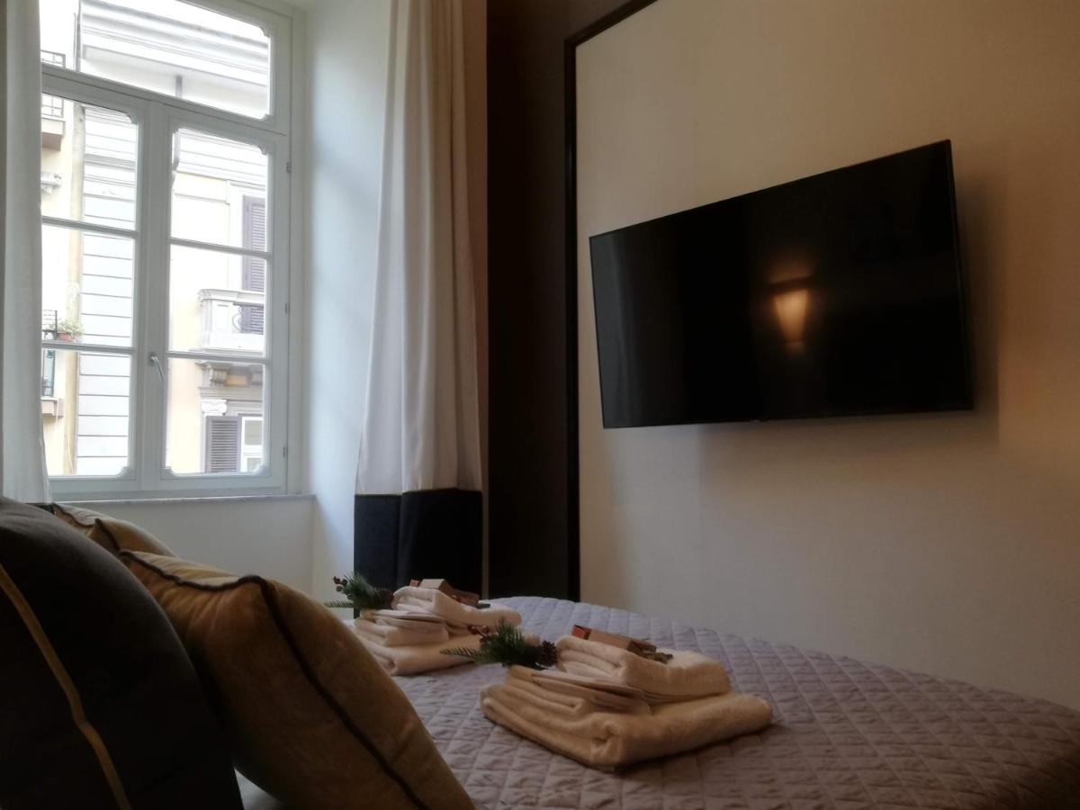 Mariana Luxury * Naples