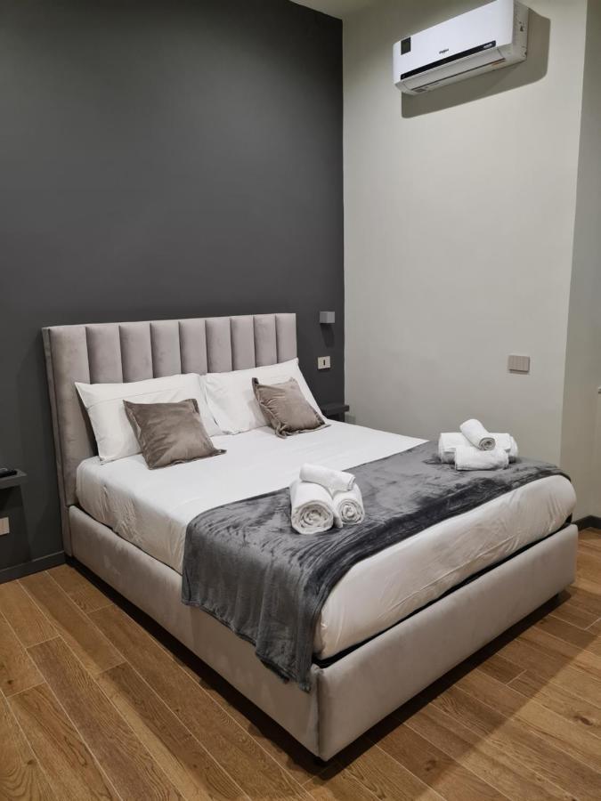 Apartment Chiatamone Luxury Naples