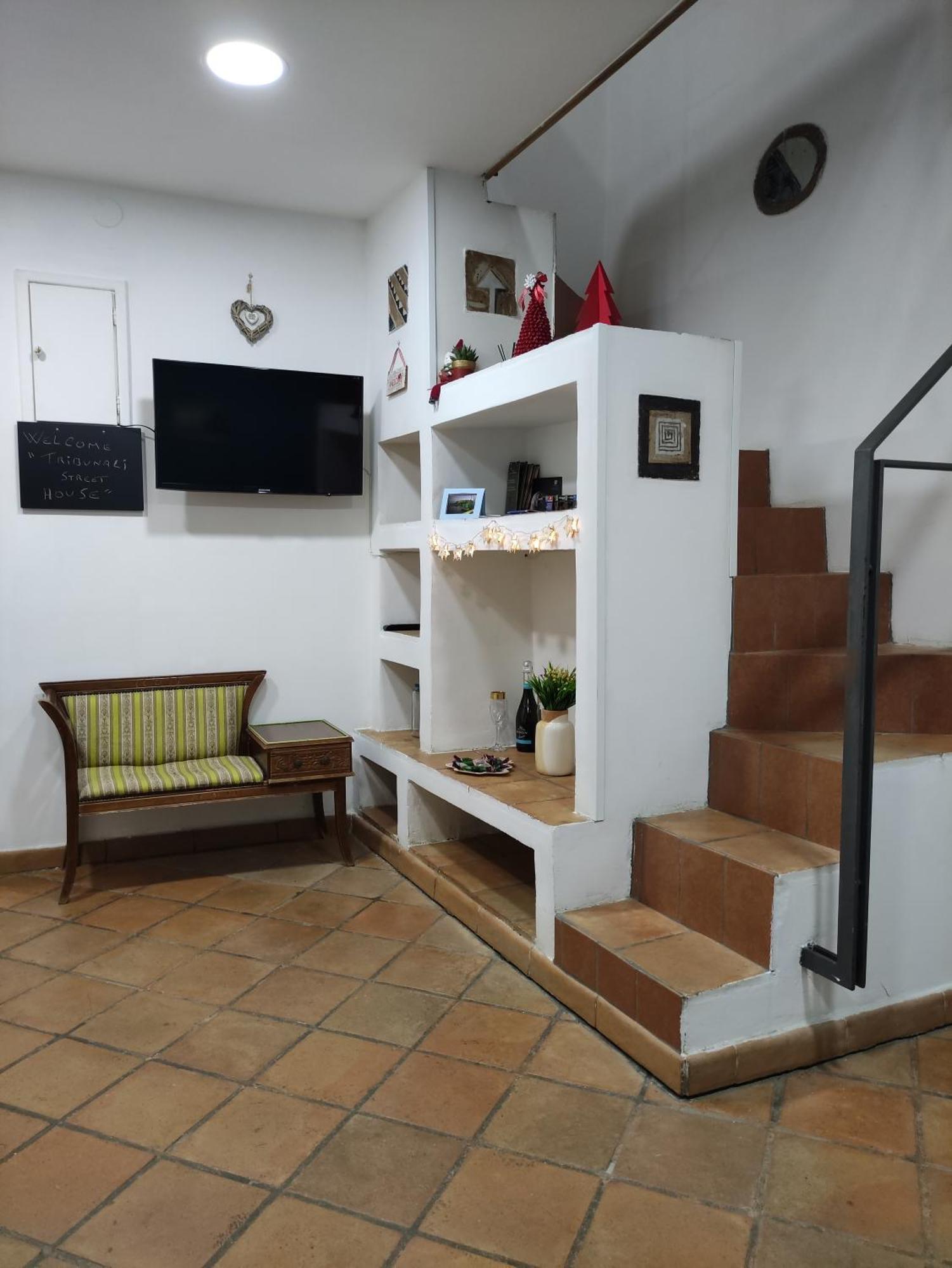 Tribunali Street House Apartment Naples