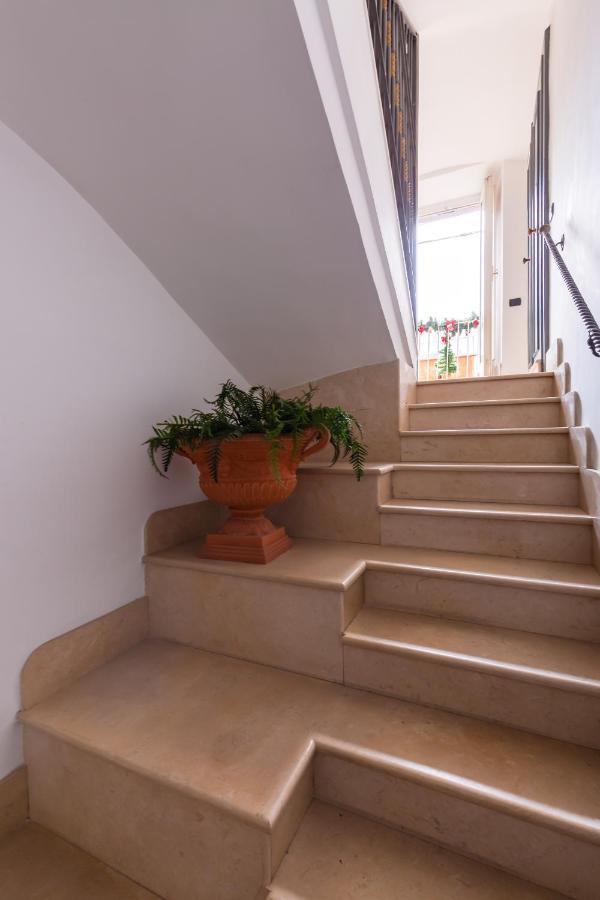 Guest house Residenza Partanna By Napoliapartments Naples