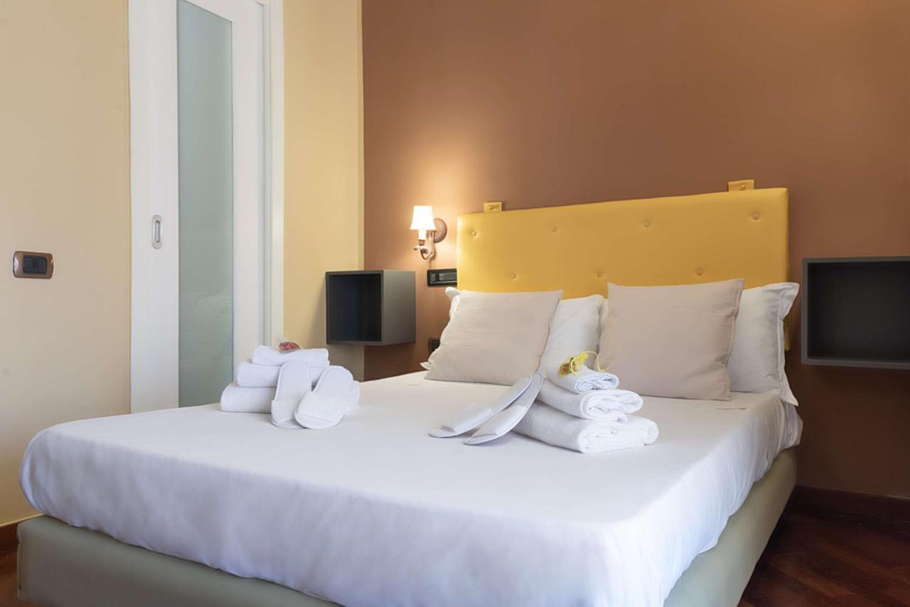 Hotel Ares Naples